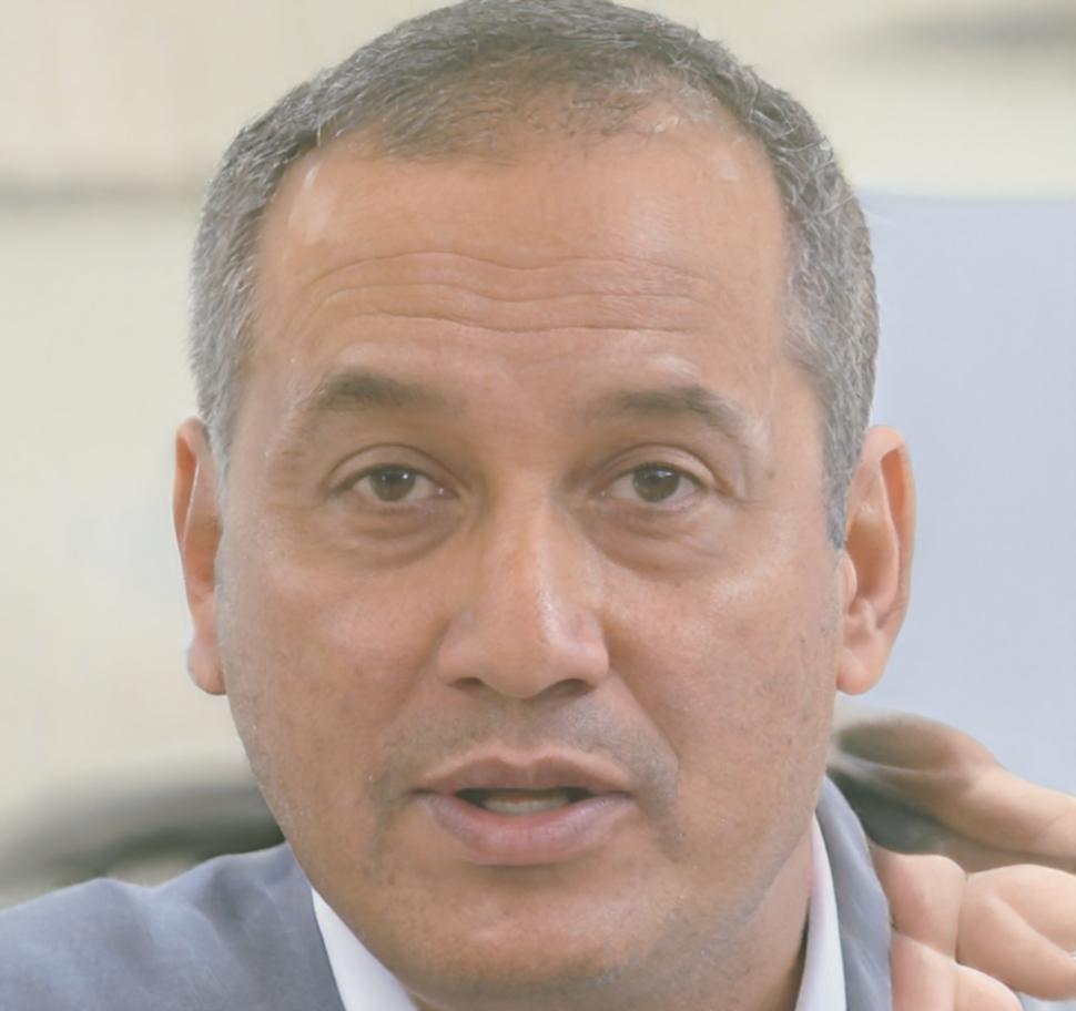 Portrait of Riku Laaksonen, blockchain systems architect